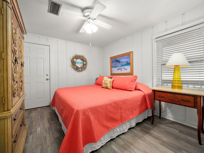 Bedroom 3, Cozy Cottage by Distinctive Beach Rentals, Flagler