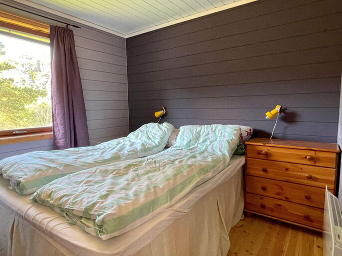 Bedroom 2, person holiday home in Espevaer-By Traum, Bømlo