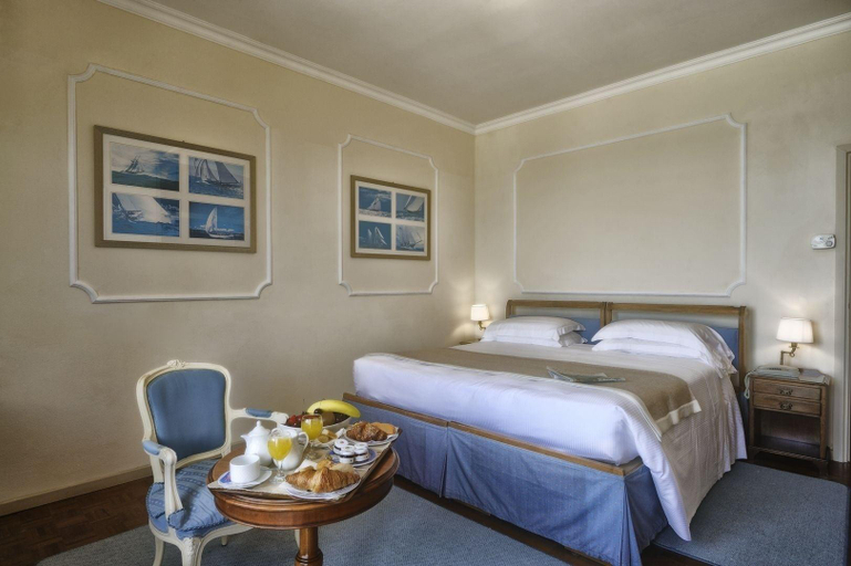 Bedroom 3, Diana Grand Hotel-NEW, Savona