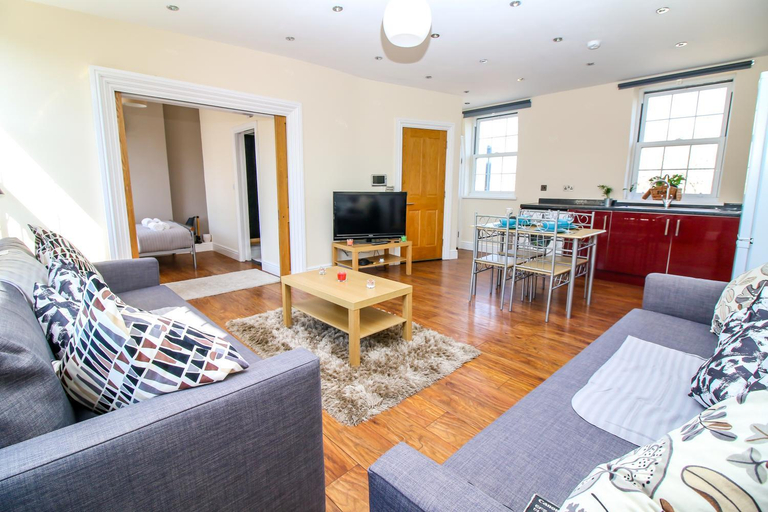 Others 5, City view flat @ Liverpool st., London