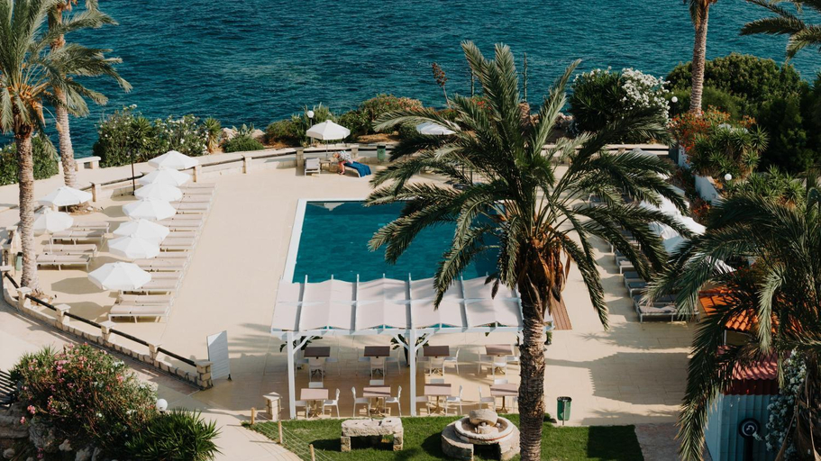 Exterior & Views 1, Vrachia Beach Hotel & Suites - Adults Only