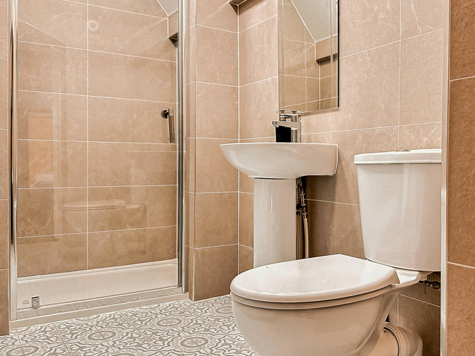 Bathroom 3, Gardiner House, Dublin
