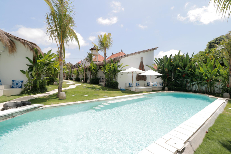 Swimming Pool 11