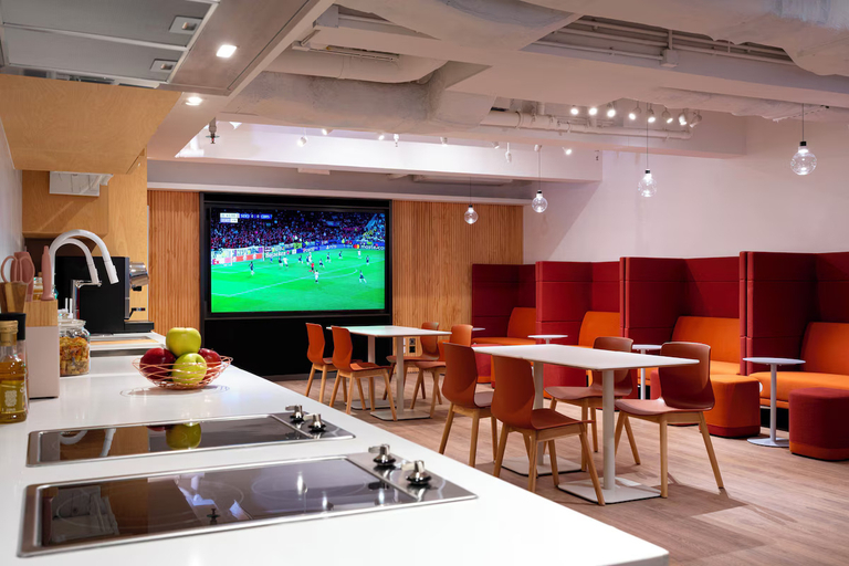 Food & Drinks 5, Shama Hub Metro South Hong Kong, Hong Kong Island