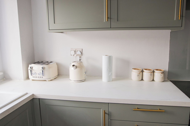 Private kitchen 2, Sienna Haven 2 Bed 1 Bath and Park, Birmingham