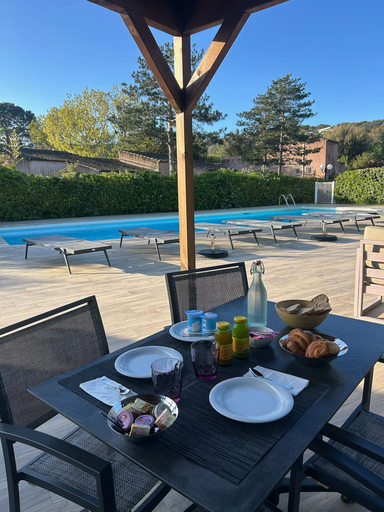 Food & Drinks 5, Residence Les Cigales, Corse-du-Sud