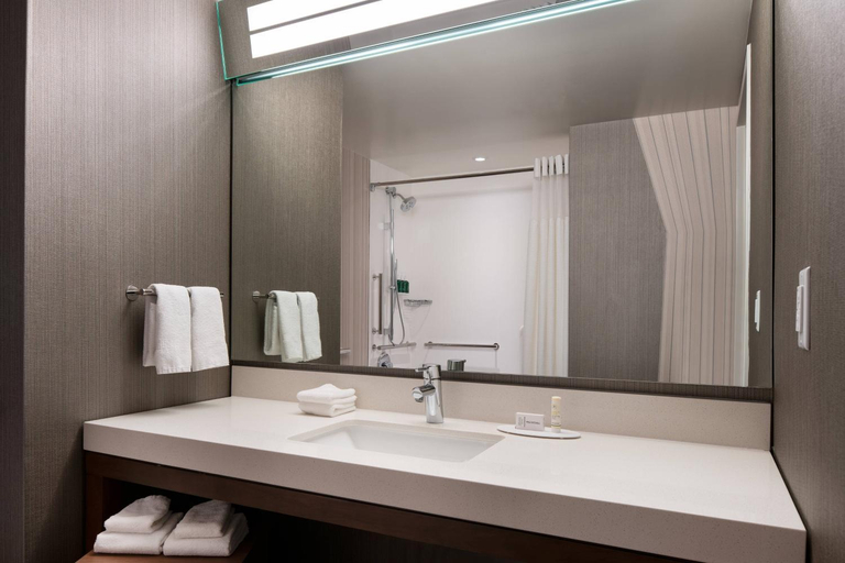 Bathroom, Courtyard by Marriott Loveland Fort Collins, Larimer