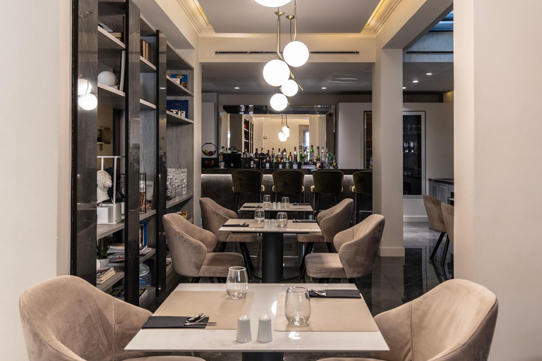 Food & Drinks 5, Oniro City, Attica