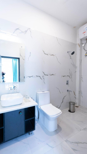 Bathroom 4, Raaviera By The Ganges, Tehri Garhwal
