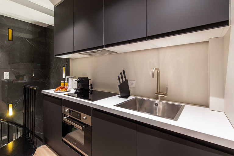 Private kitchen, Cosy Apart - 3br/6p - Jardin du Luxembourg/odeon, Paris