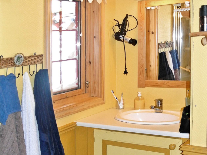 Bathroom 3, person holiday home in Edland, Vinje