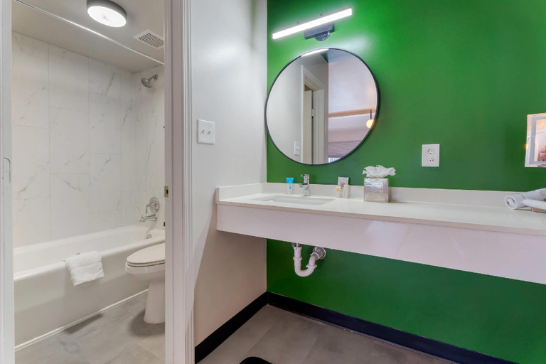 Bathroom 3
