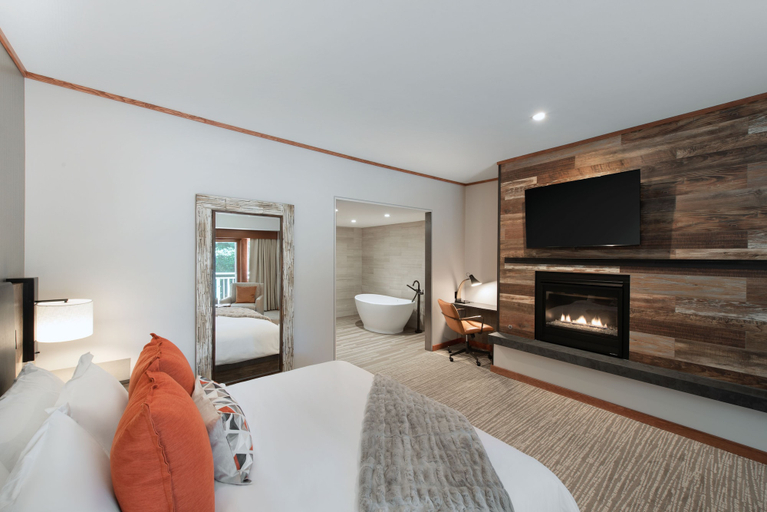 Bedroom 3, Salish Lodge & Spa, King