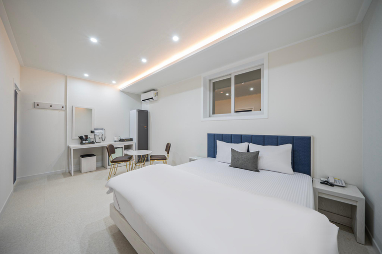 Bedroom 3, sweet hotel gimcheon, Gimcheon
