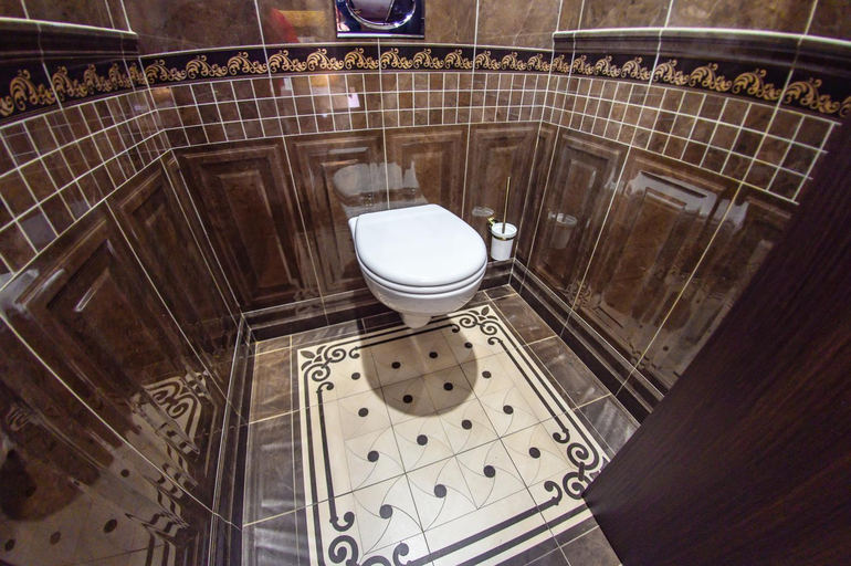 Bathroom 2, Efremov, Armavir