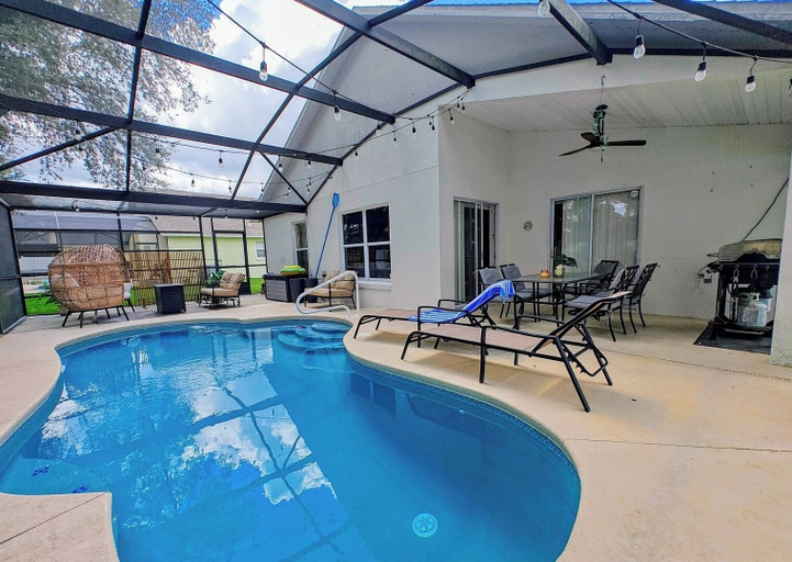 Sport & Beauty, Chic 3 BR w/ Pool Near Disney Magic, Lake