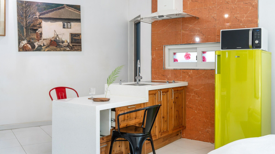Dining Room 15