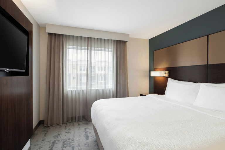 Bedroom 3, Residence Inn Des Moines Downtown, Polk