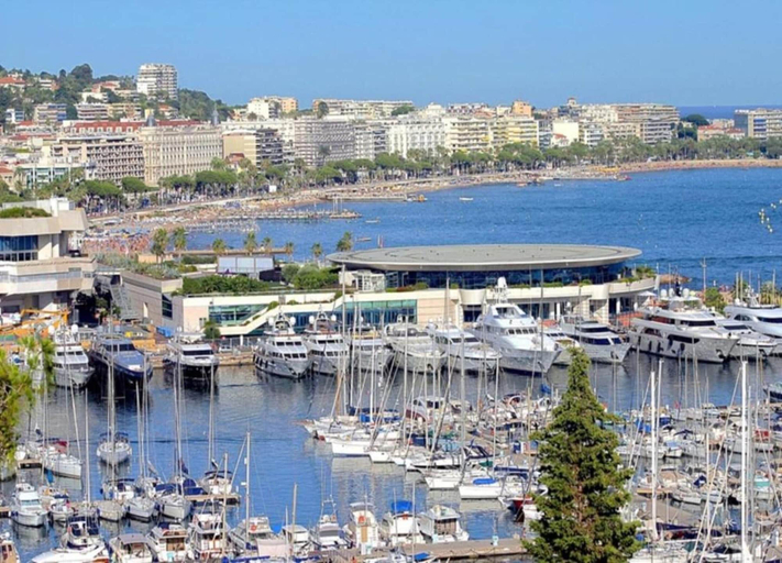 View from property 4, Terrace Apartment in Cannes, Alpes-Maritimes