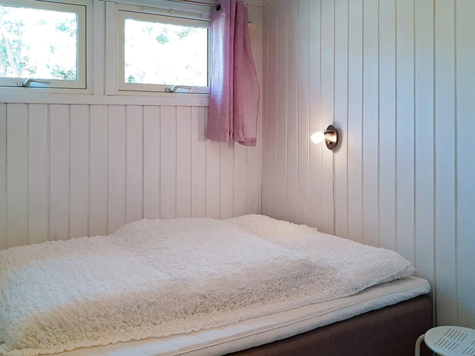 Bedroom, person holiday home in Sondeled-By Traum, Risør