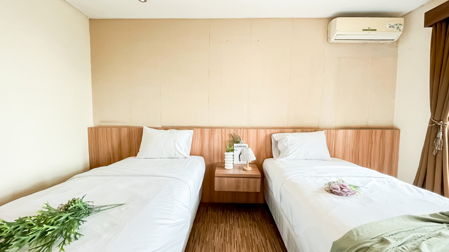 Bedroom 4, Modern Minimalist Studio (No Kitchen) at Great Western Apartment By Travelio, Tangerang