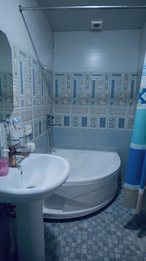 Bathroom 4, Muslima Hotel, Buxoro