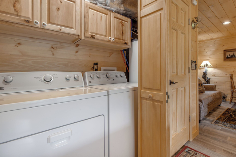 Others 2, Rustic Charm by Jackson Mountain Rentals, Sevier