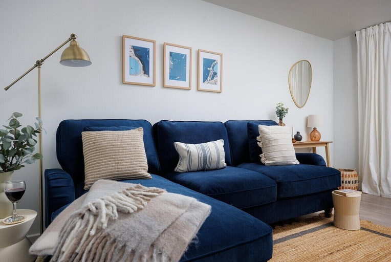 Others 2, Luxury First Floor 2 bed Apartment, Plymouth