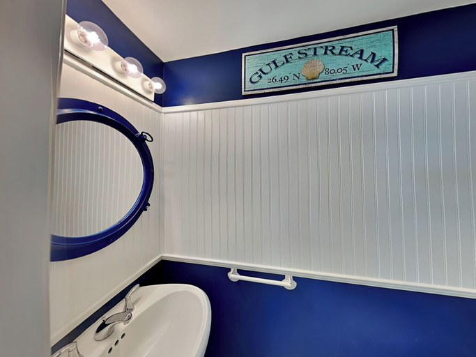 Bathroom 4, Ocean Pearl by Distinctive Beach Rentals, Saint Johns