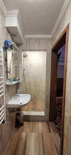 Bathroom 3, Atryum Hotel, Szolnok