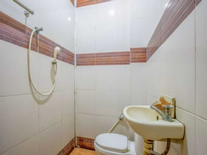 Bathroom, Costel Sahabat Bandara, Tangerang