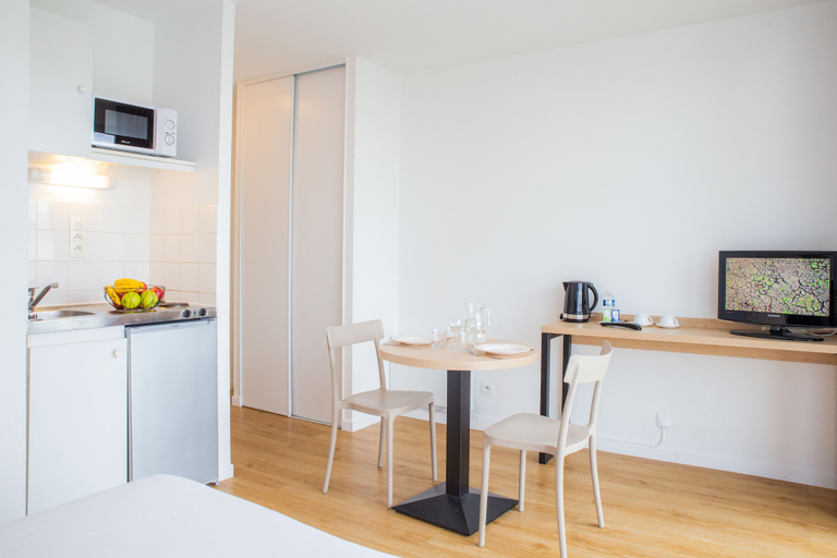 Dining Room 4