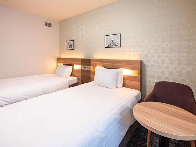 Bedroom 13