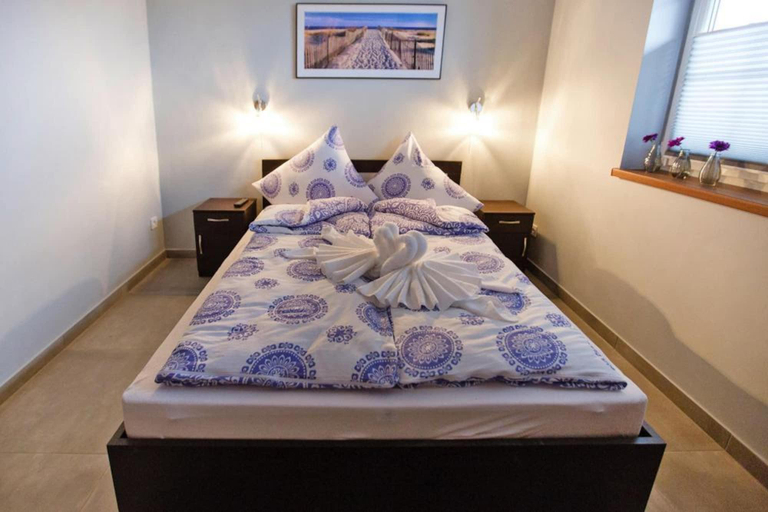 Bedroom 3, Comfortable apartment, 5 bedrooms, summer pool, Koszalin