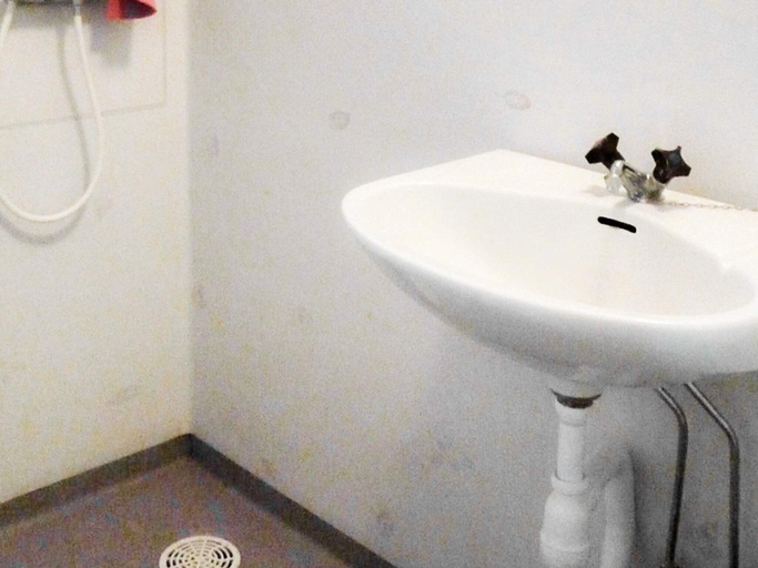 Bathroom 2, person holiday home in HOGKLINT-By Traum, Gotland