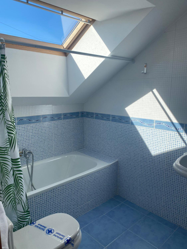 Bathroom 3, Posada H.El Alba, Cantabria