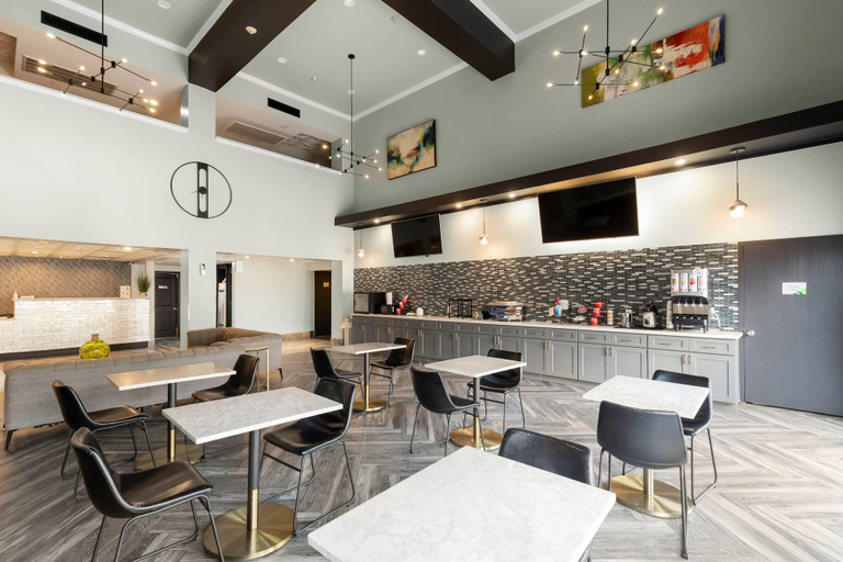 Food & Drinks 5, Wingate by Wyndham Humble/Houston Intercontinental Airport, Houston