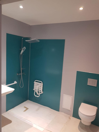 Bathroom 3, Hotel des Thermes, Allier