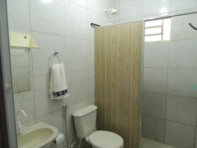 Bathroom 4, Pousada Santa Rita, Abadiânia