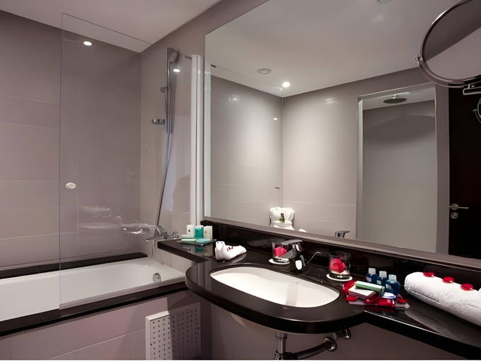Bathroom 3, Sky Casa Airport, Settat