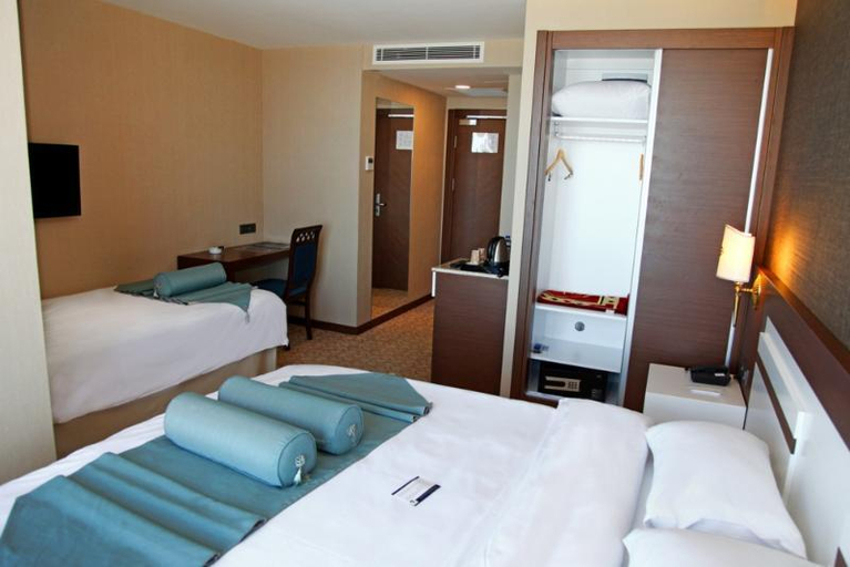 Bedroom 3, Tilya Resort Hotel, Akçaabat