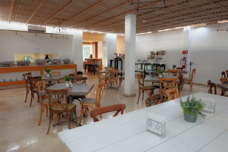 Food & Drinks 5, Howard Johnson Leon Avenida, León