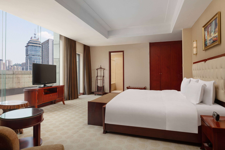 Bedroom 4, Ramada Plaza by Wyndham Chongqing West, Chongqing