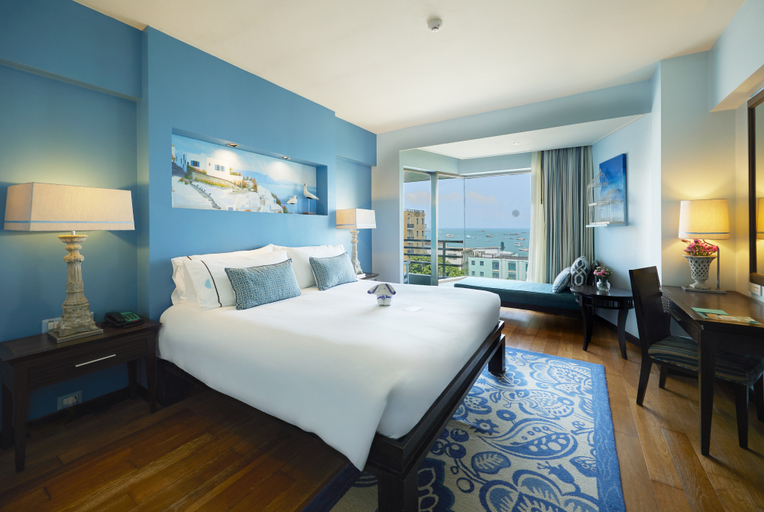 Bedroom 3, The Bayview Hotel Pattaya, Pattaya