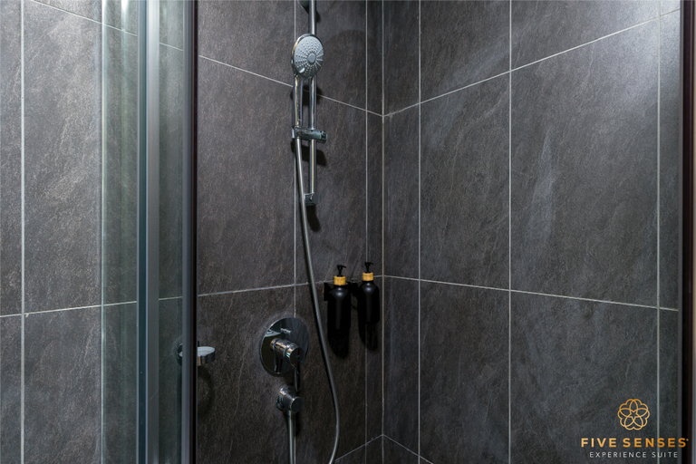 Bathroom 4