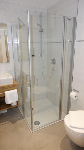 Bathroom 5, Linde Diersburg, Ortenaukreis
