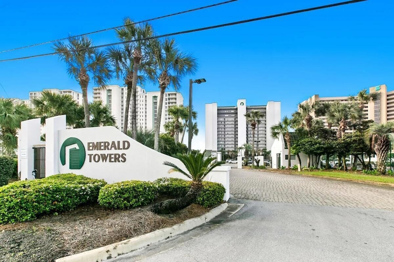 Exterior & Views 2, Emerald Towers 305, Okaloosa