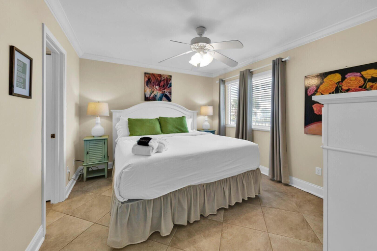 Bedroom 3, Commodore's Retreat 102, Walton