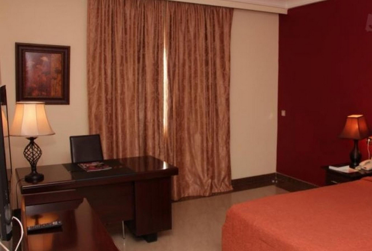 Bedroom 2, AGURA Hotel, AbujaMun