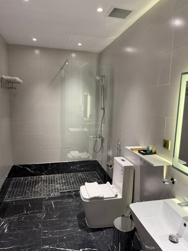Bathroom 5, Belvedere Hotel, Al Madinah Al Munawwarah